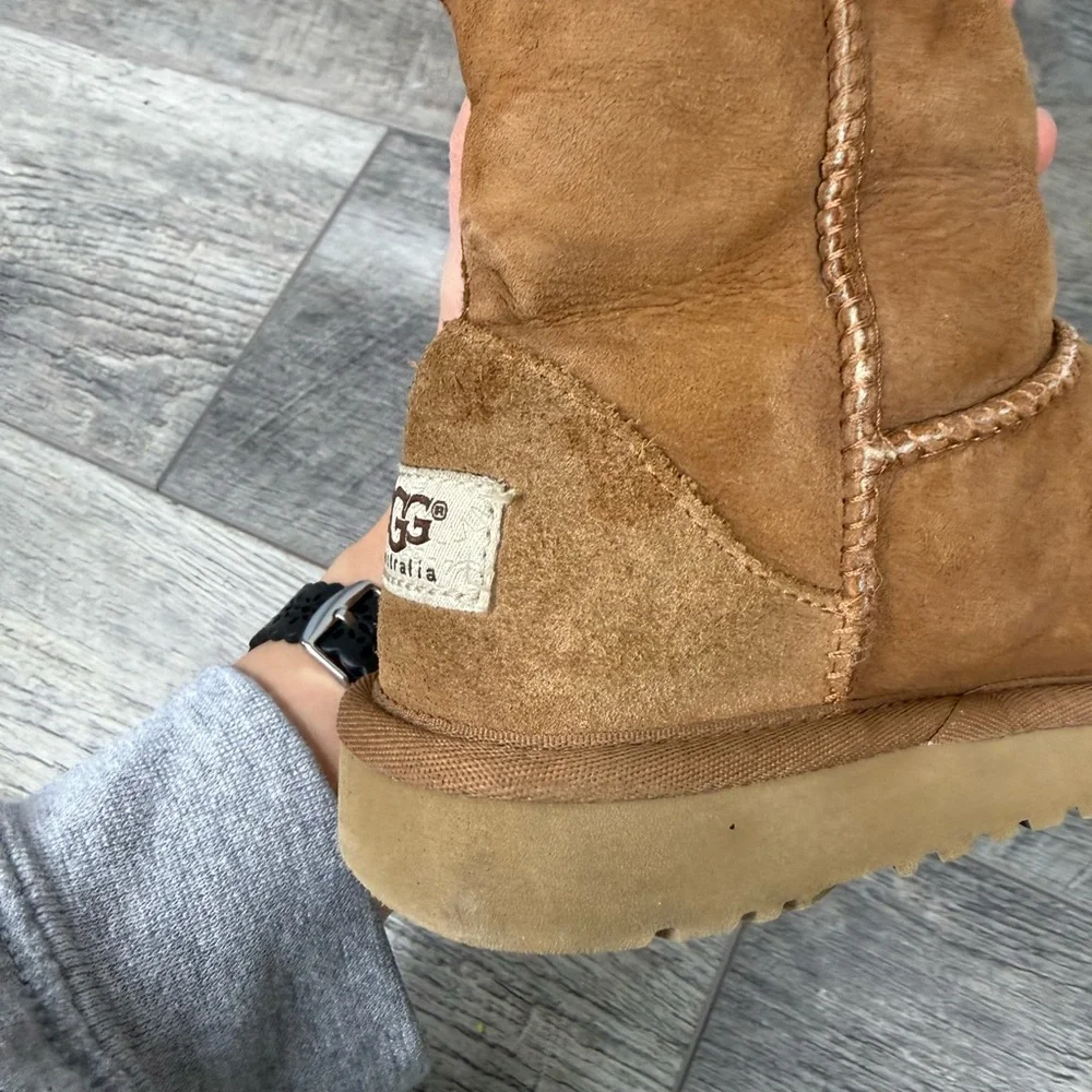 UGG Kids Tan‎ Suede Boots